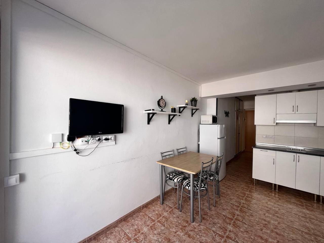 Estudio Con Tres Piscinas Comunitarias Y Pista De Tenis Roses Esterno foto