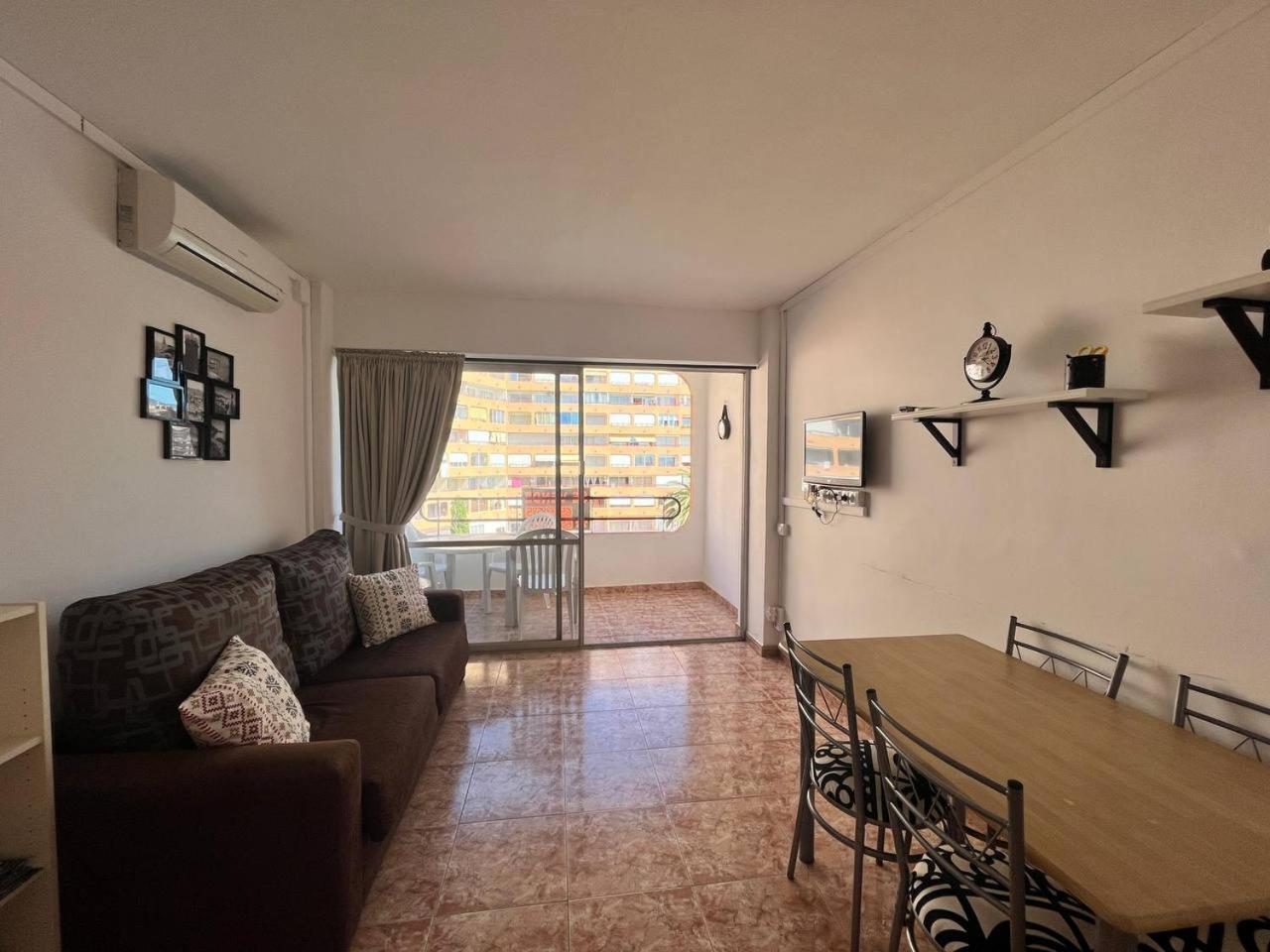 Estudio Con Tres Piscinas Comunitarias Y Pista De Tenis Roses Esterno foto