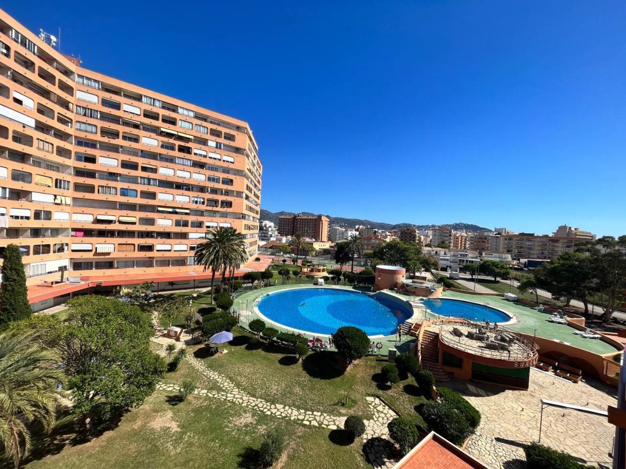 Estudio Con Tres Piscinas Comunitarias Y Pista De Tenis Roses Esterno foto