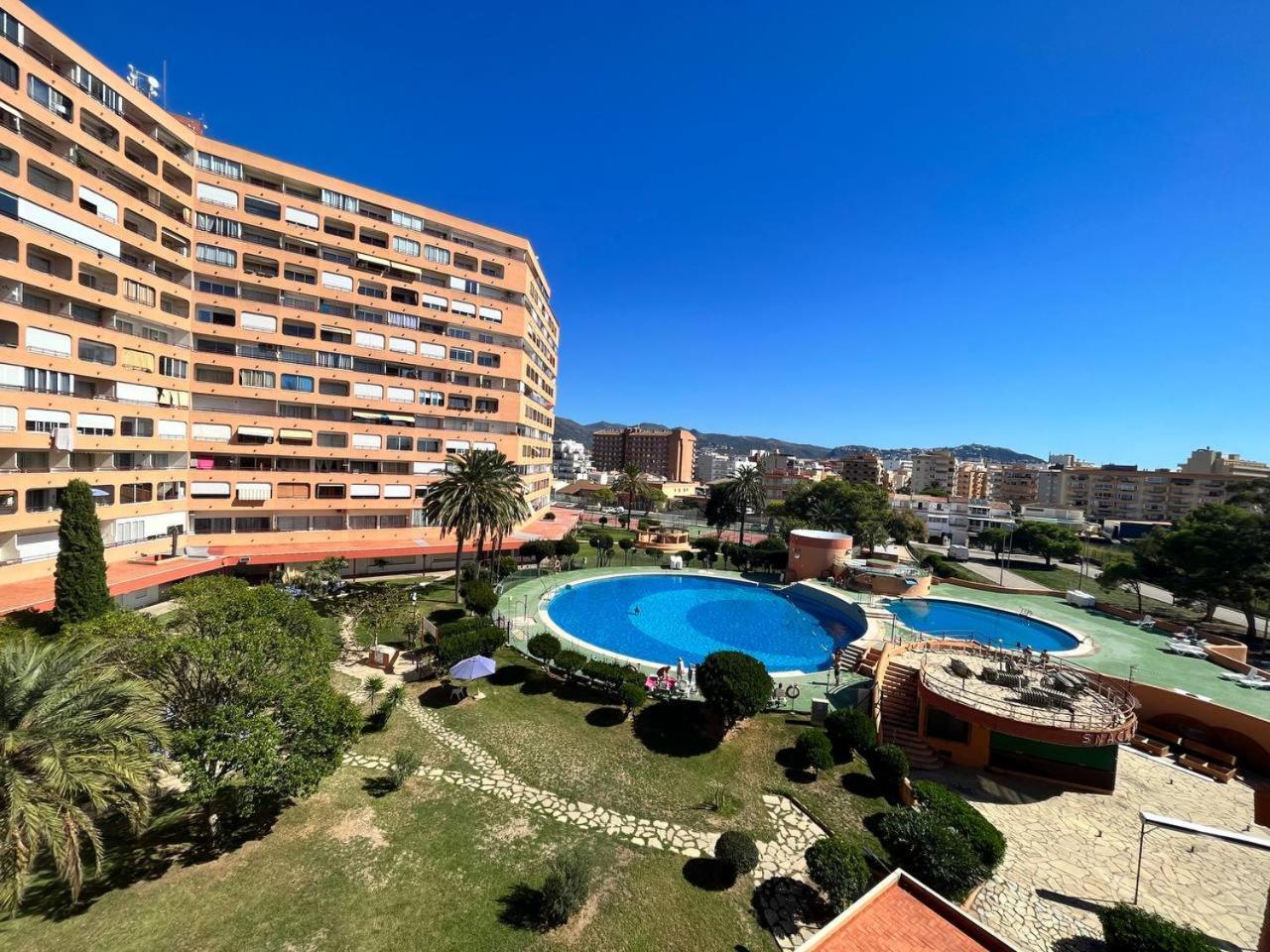 Estudio Con Tres Piscinas Comunitarias Y Pista De Tenis Roses Esterno foto